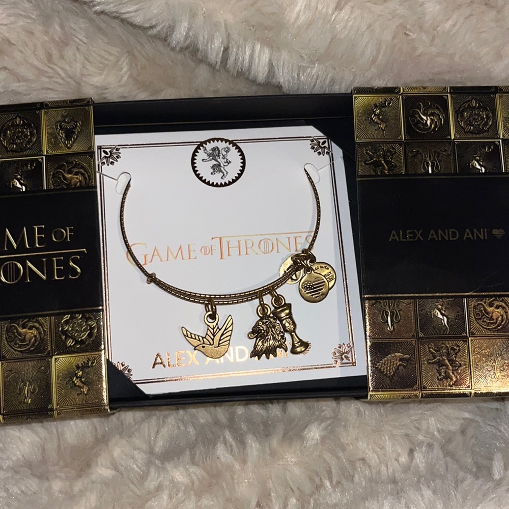 Alex and Ani Game of Thrones bracelet Lannestar EWB, RG